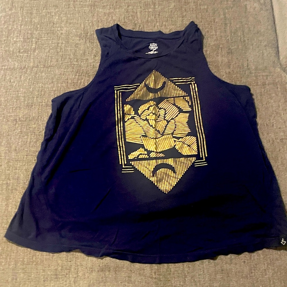 Torrid workout tank.  Torrid Sz 0.  Approx Sz 10-12.  Navy
